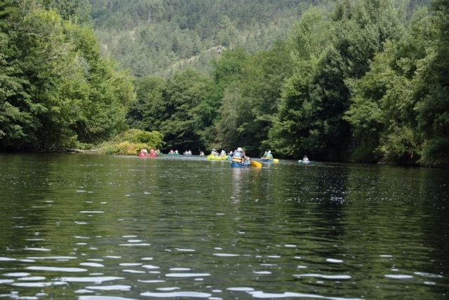  Canoagem em grupo na Dordonha 